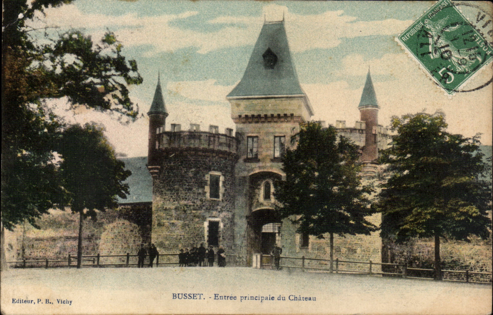 Busset - Entrance of the Castle - CPA