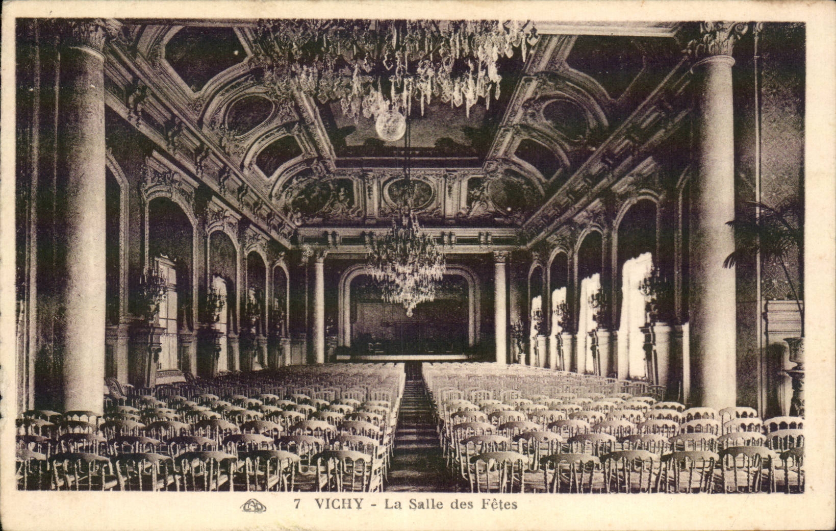 Vichy - La Salle des Fetes - CPA 