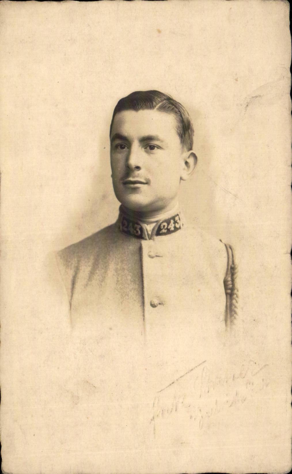 Real photo Militaria Soldier