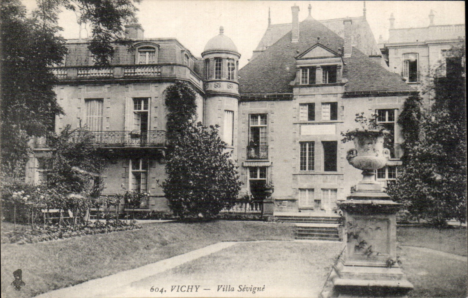 Vichy - Villa Sevigny - CPA 