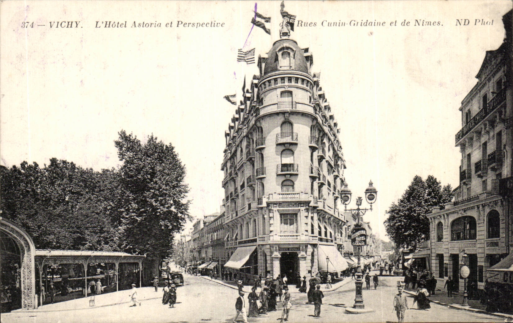 Vichy - L Hotel Astoria et Perspective - CPA 
