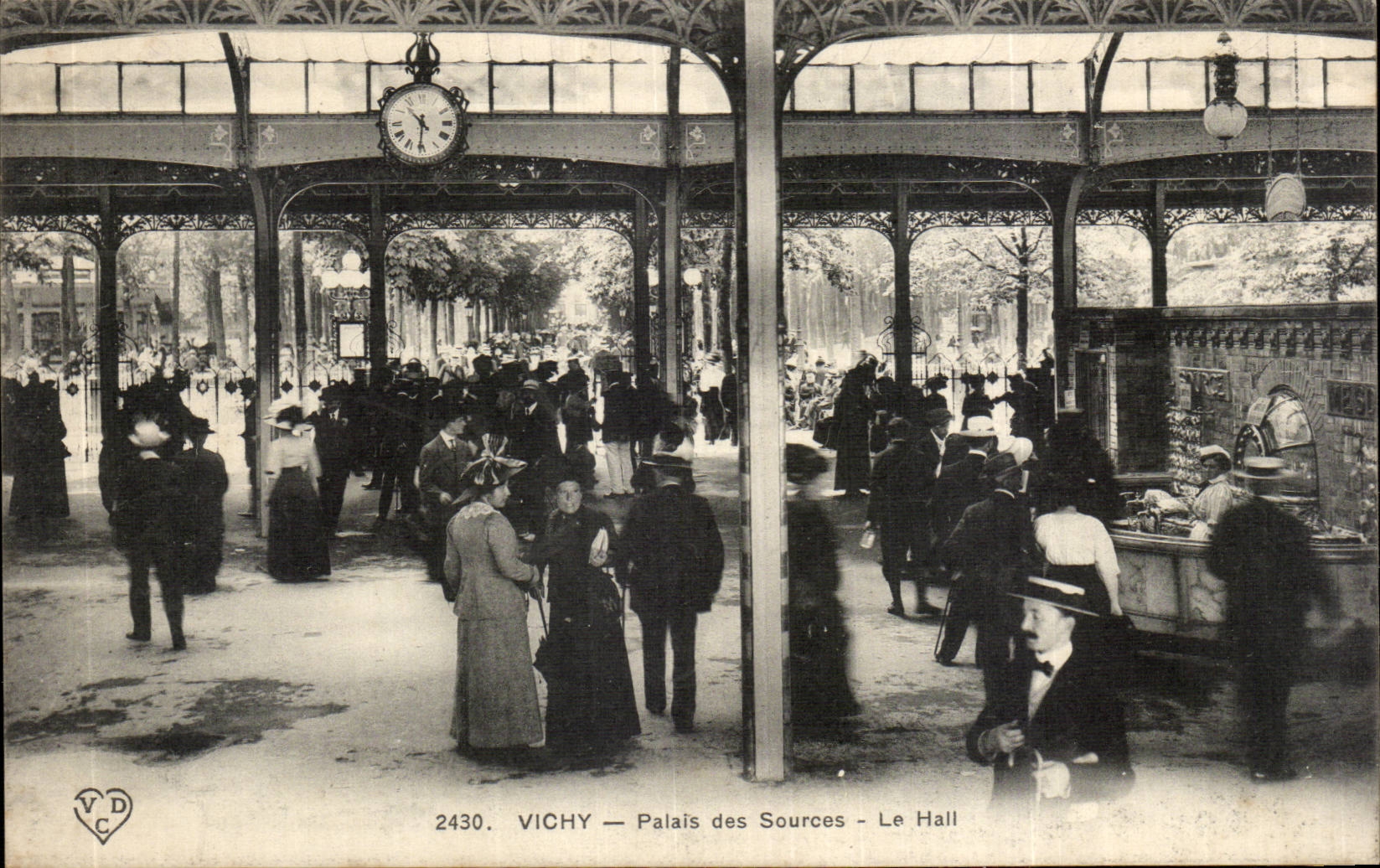 Vichy - Palais des Source - Le Hall - CPA 