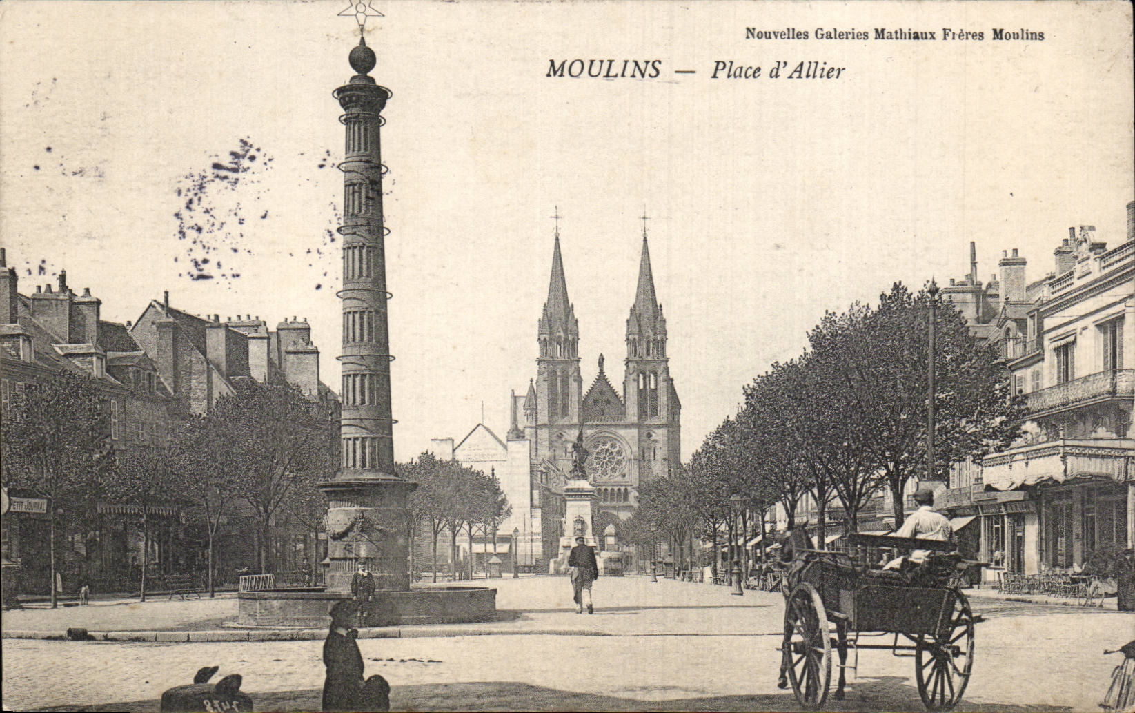 Moulins - Place Allier - CPA