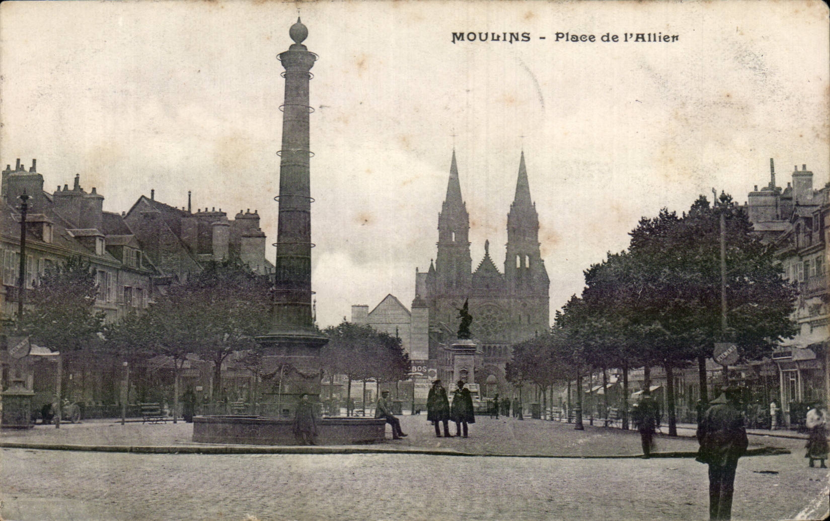 Moulins - Place Allier - CPA