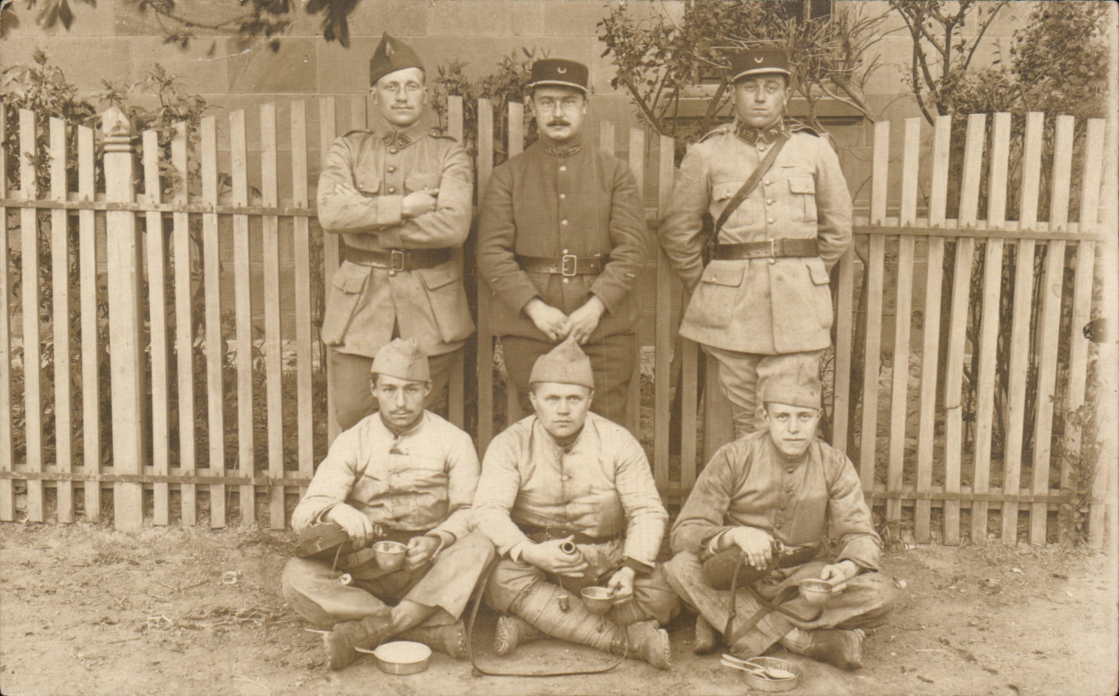 Real photo Militaria Soldiers