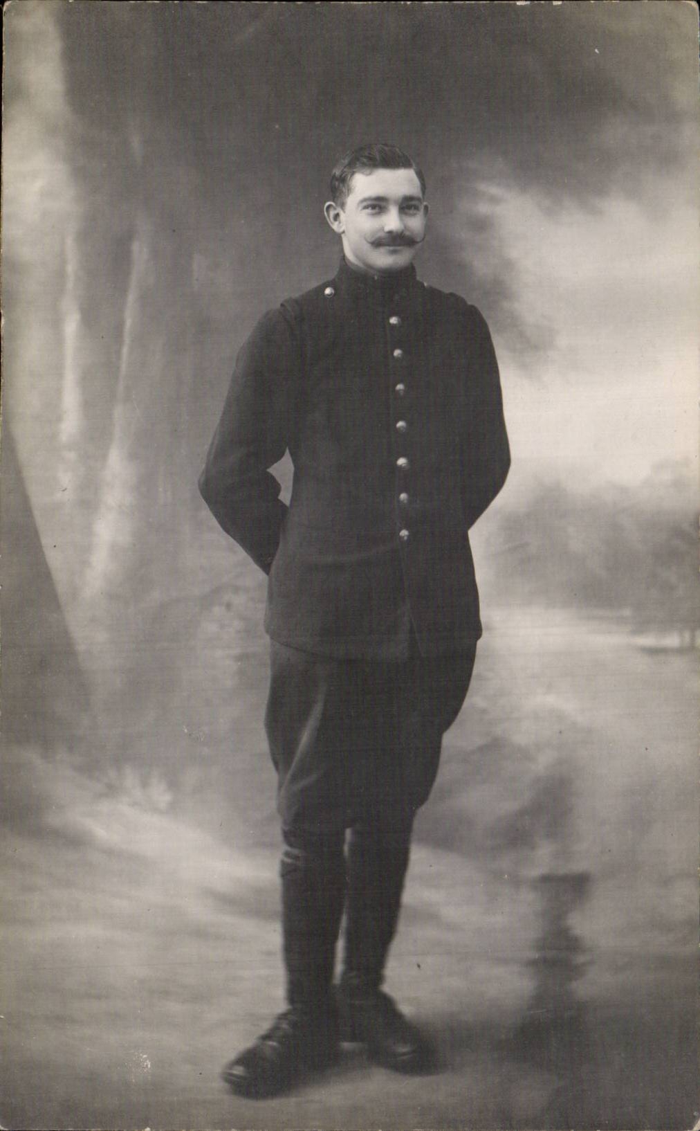 Real photo Militaria Soldier