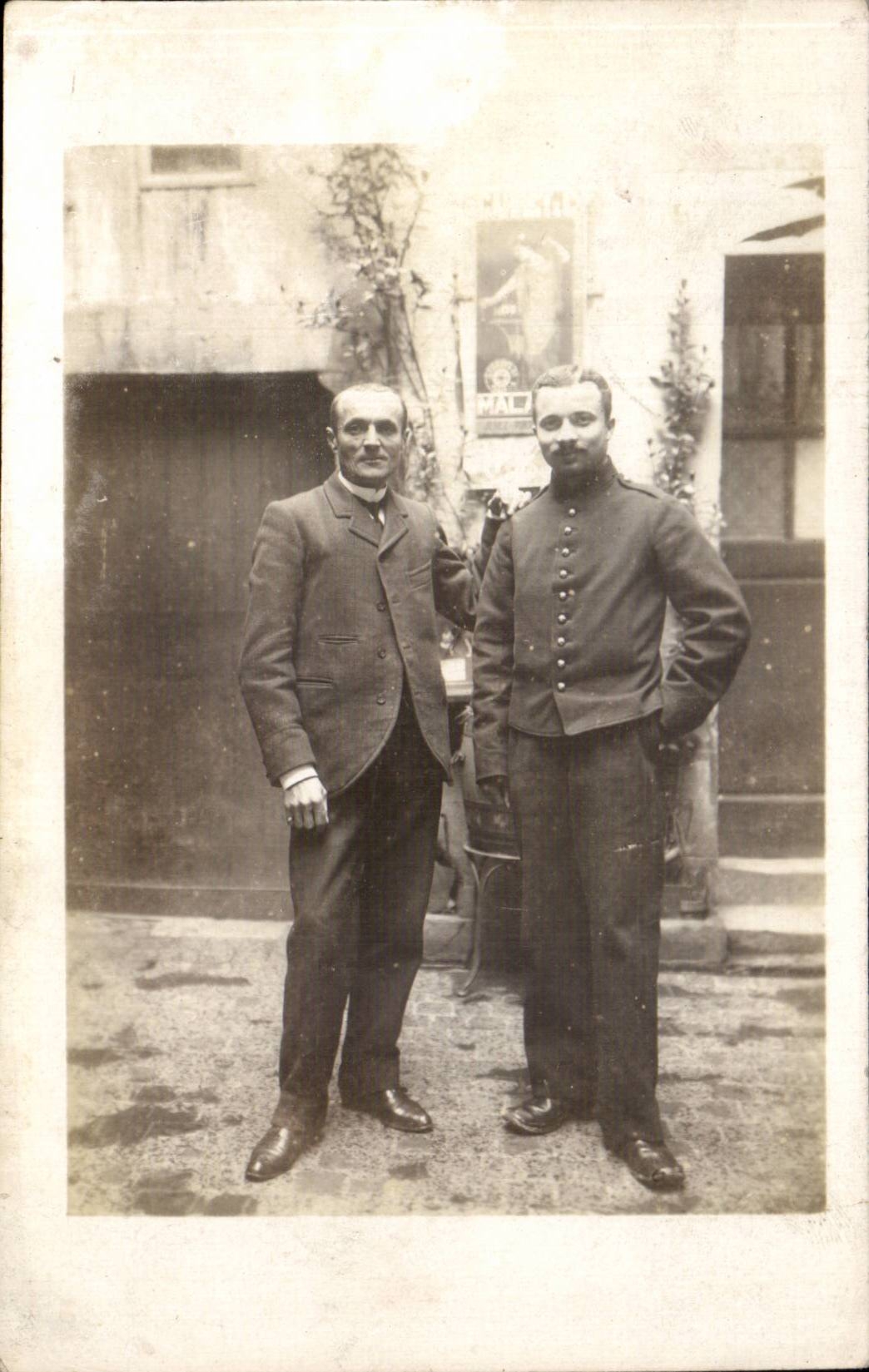 Real photo Militaria Soldier