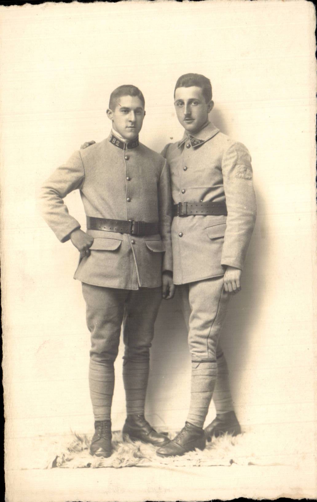 Real photo Militaria Soldiers