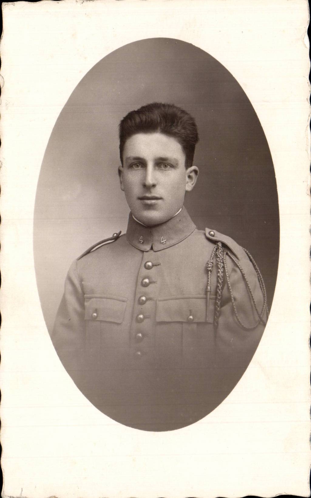 Real photo Militaria Soldier