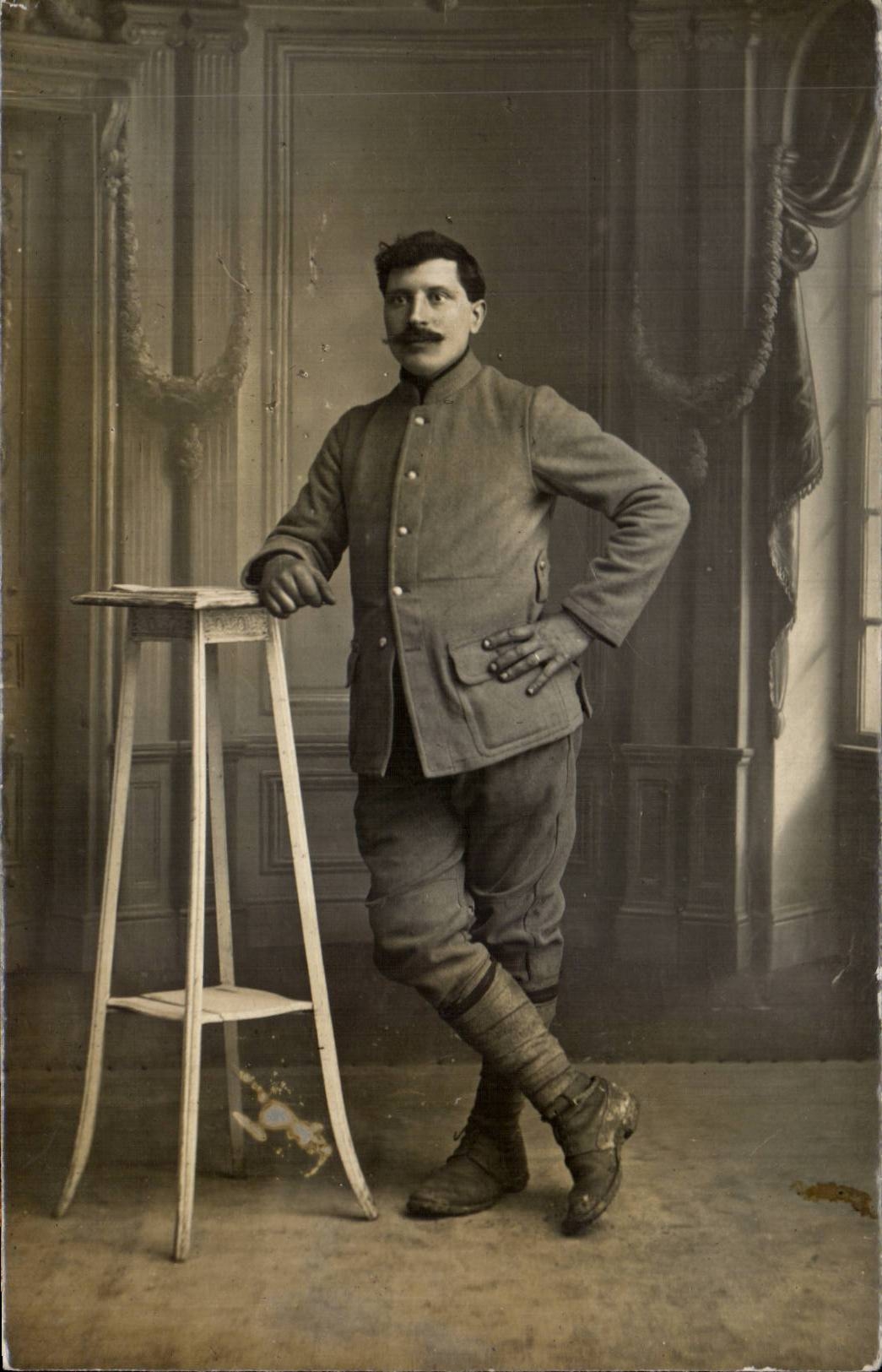 Real photo Militaria Soldier