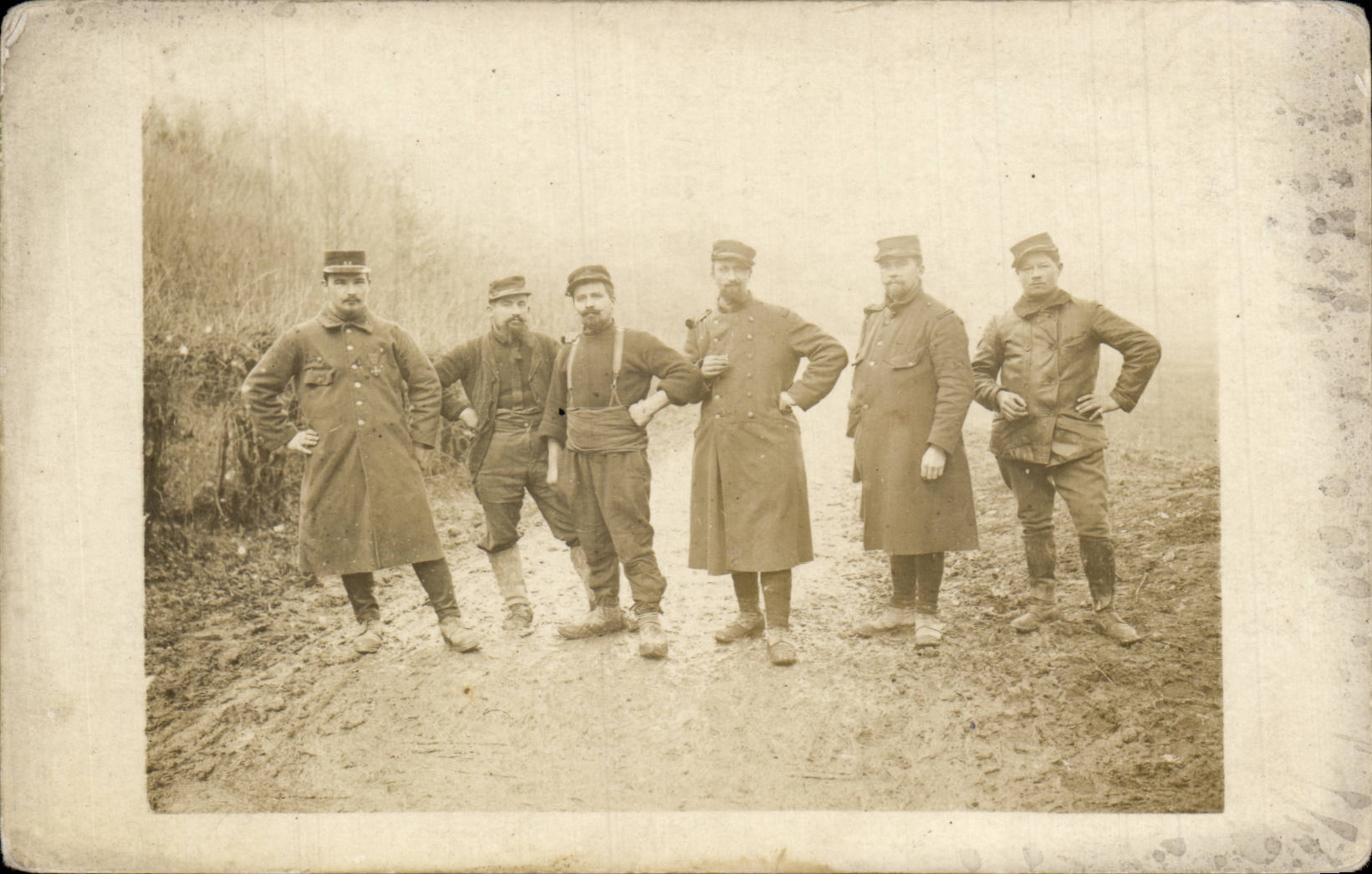 Real photo Militaria Soldiers