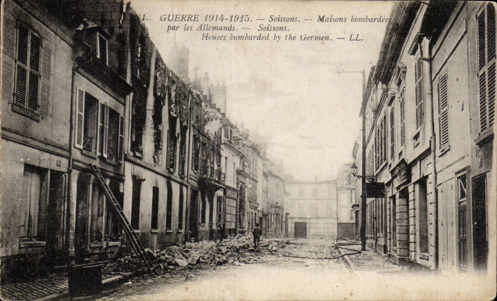 Soissons - Bombardees Houses by the Germans - CPA