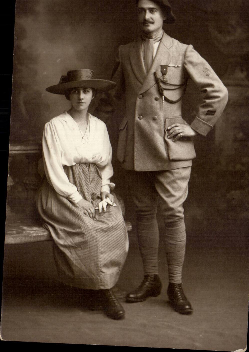 CARTE PHOTO Militaria Soldat Poilu