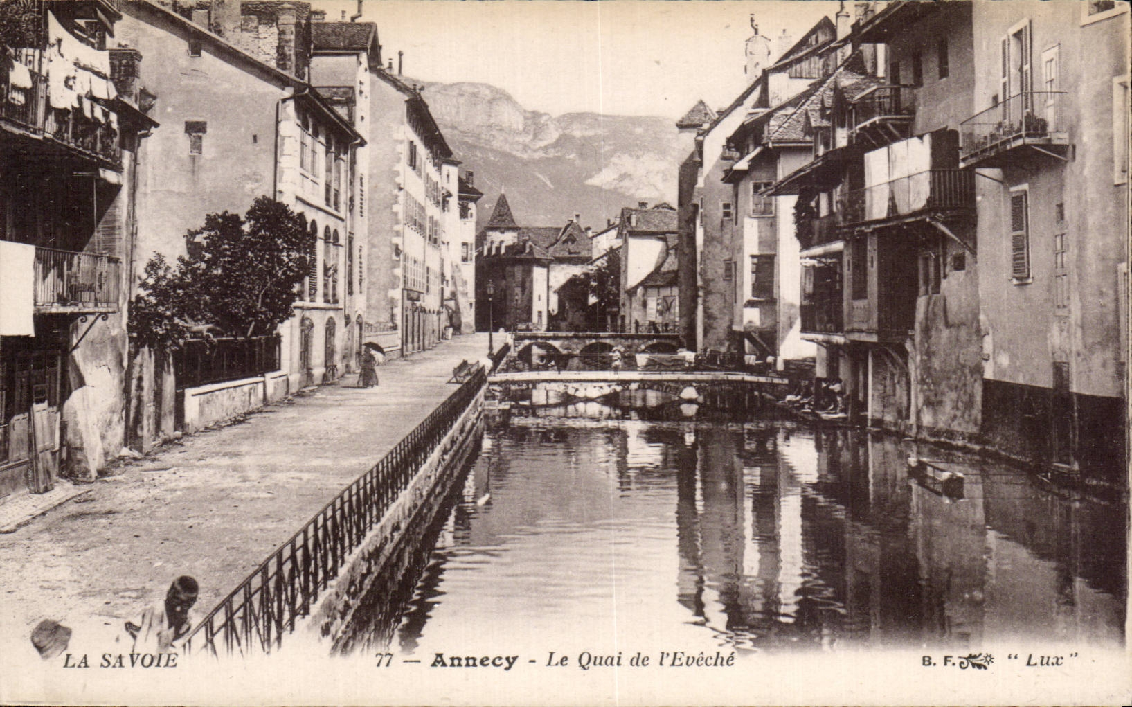 CPA Annecy Le quai de l eveche
