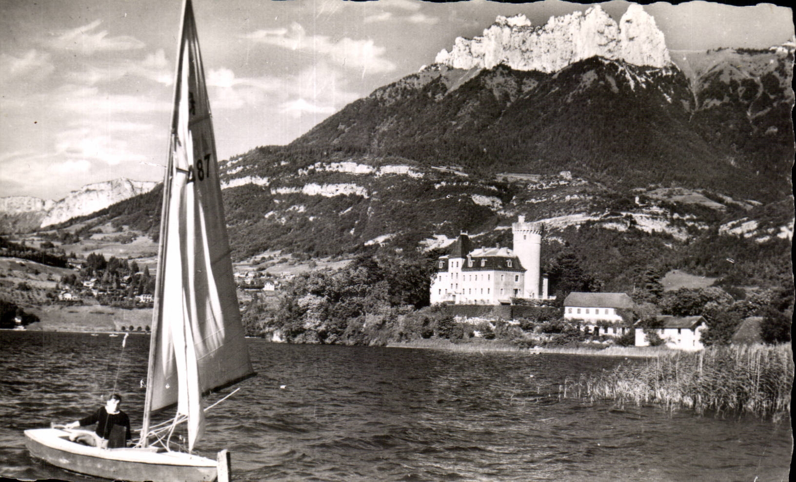 CPA Duingt le chateau Les dents de Lanfon 