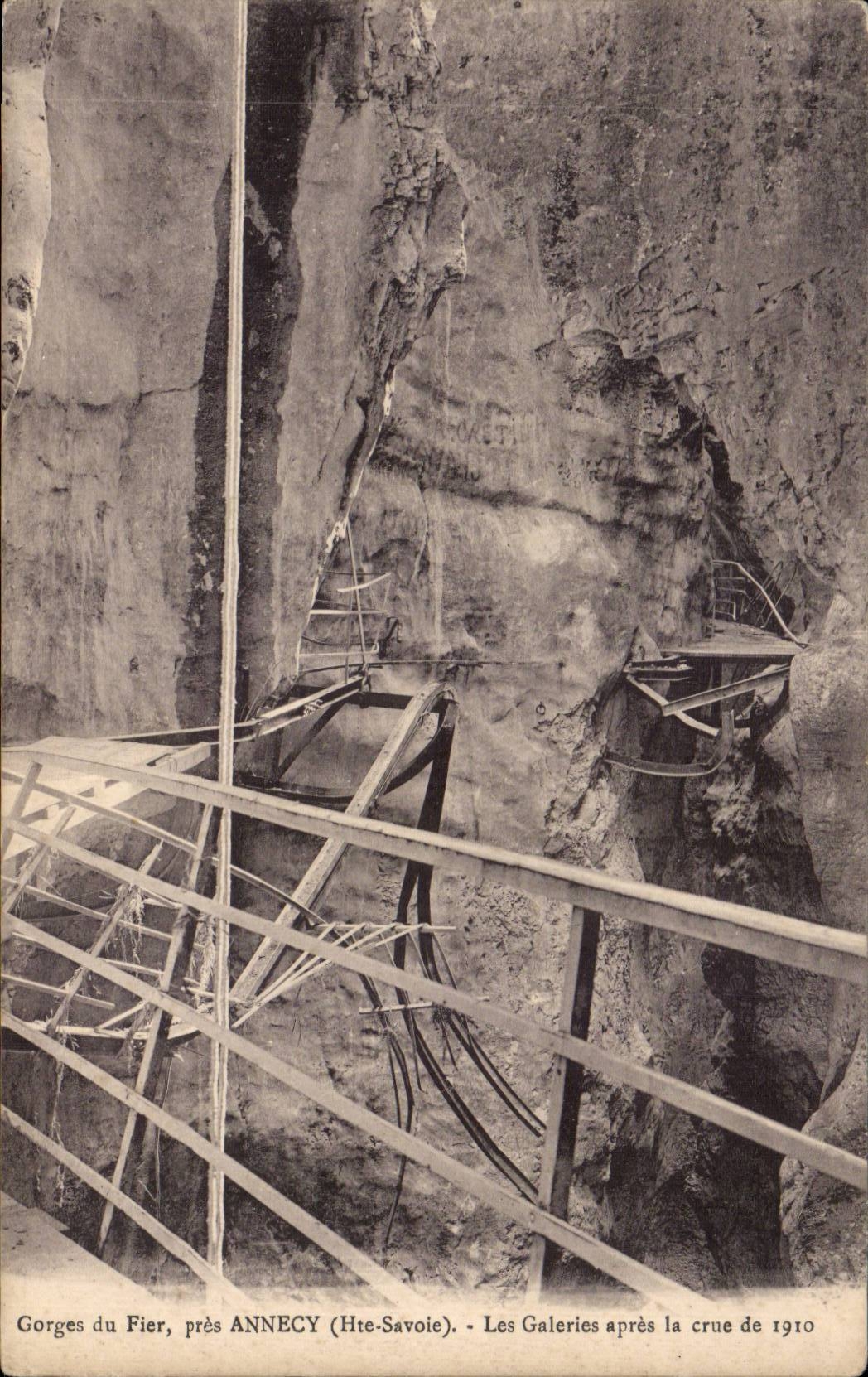 CPA Gorges du Fier pres Annecy Les galeries apres la crue de 1910