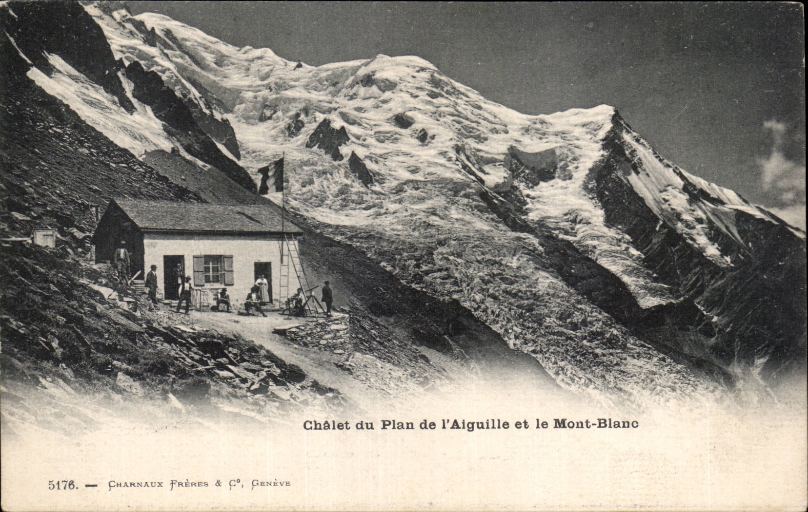 Chalet du Plan de l Aiguille et le Mont Blanc - CPA 