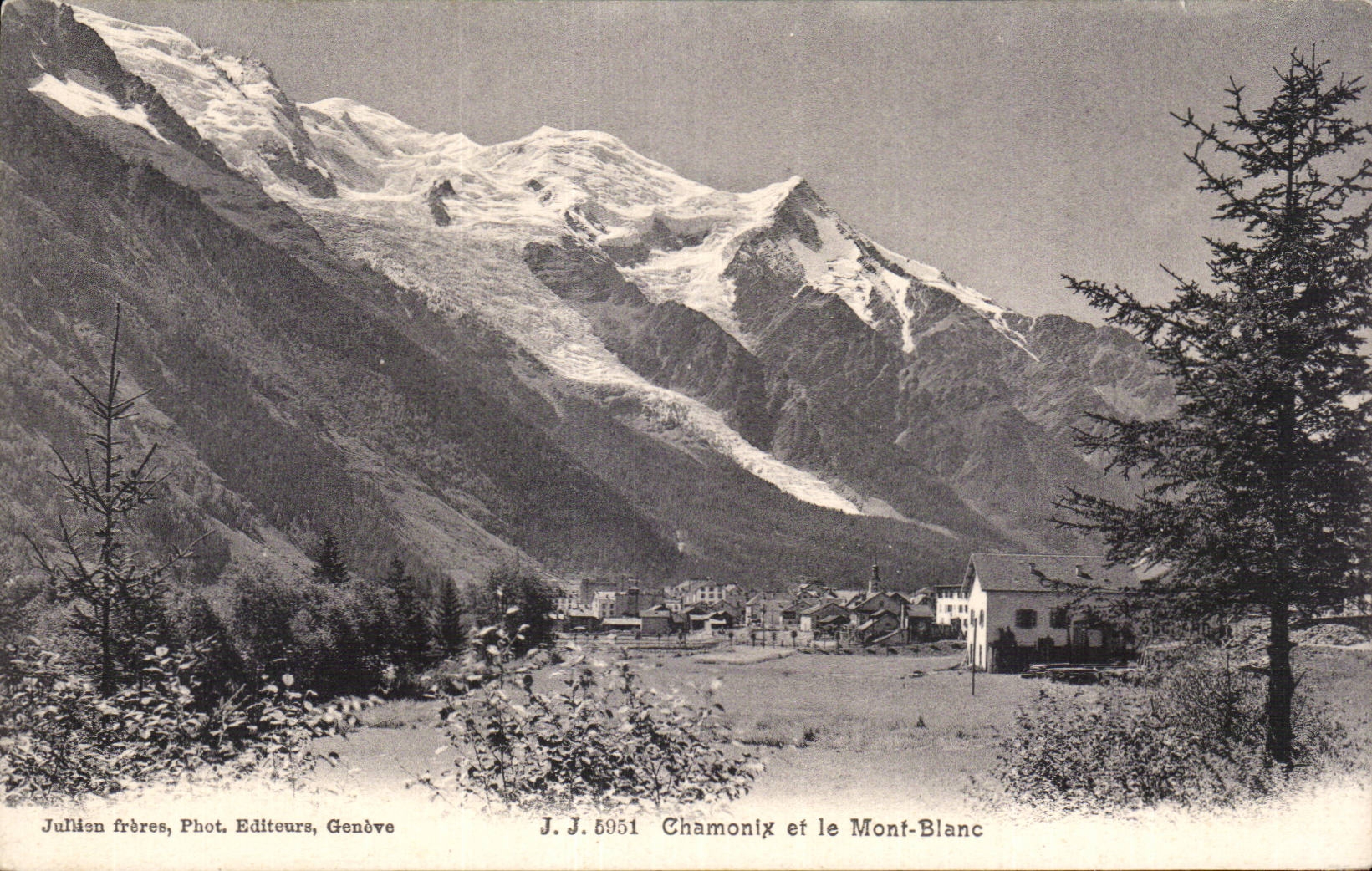 Chamonix - Le Mont Blanc - CPA 