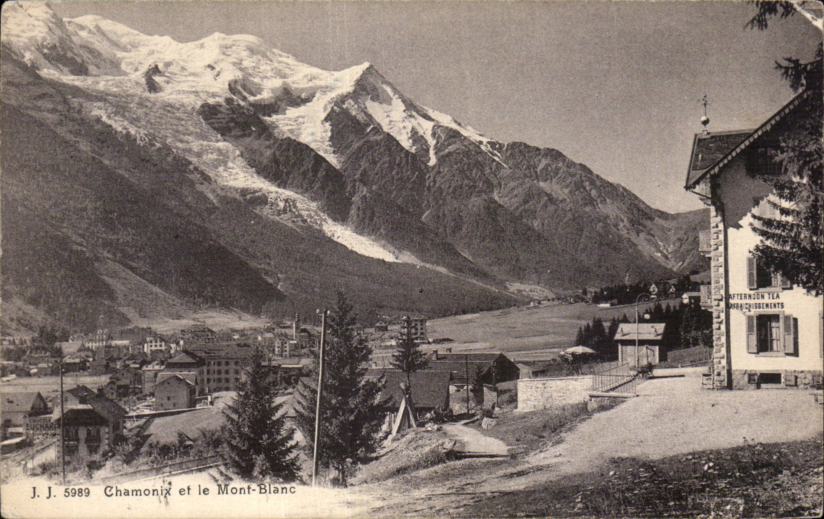 Chamonix - Le Mont Blanc - CPA 