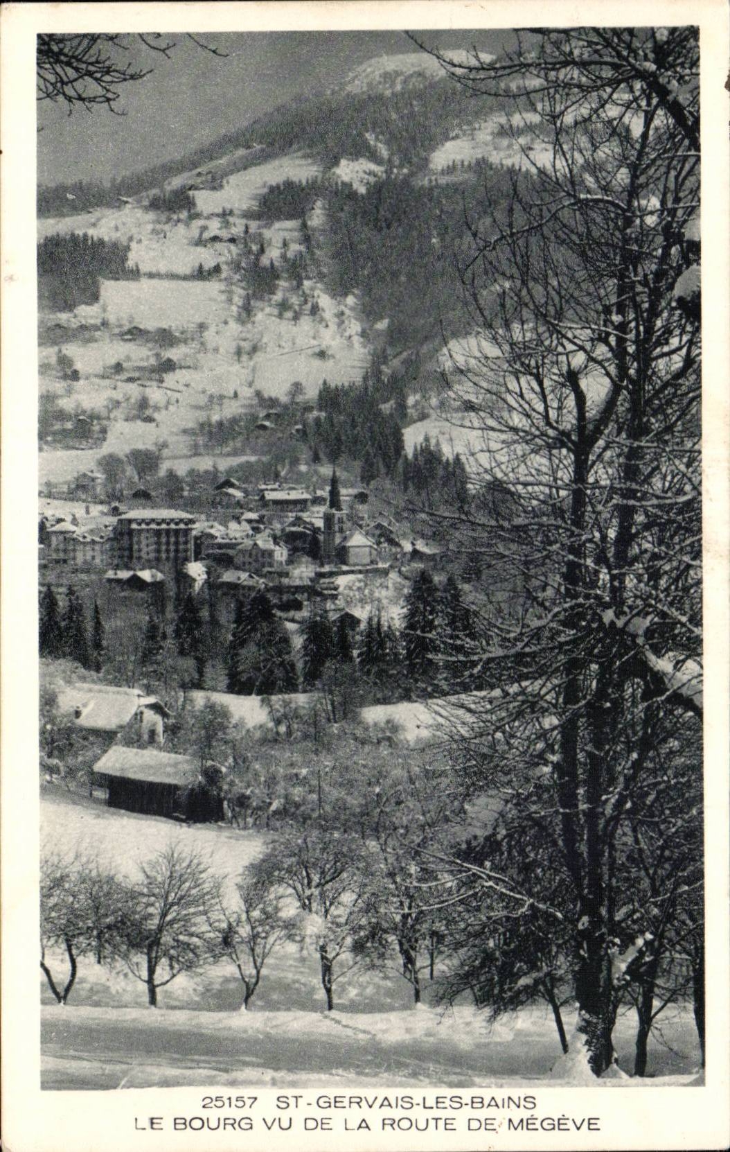CPA Saint Gervais les Bains the borough seen of the road of megeve