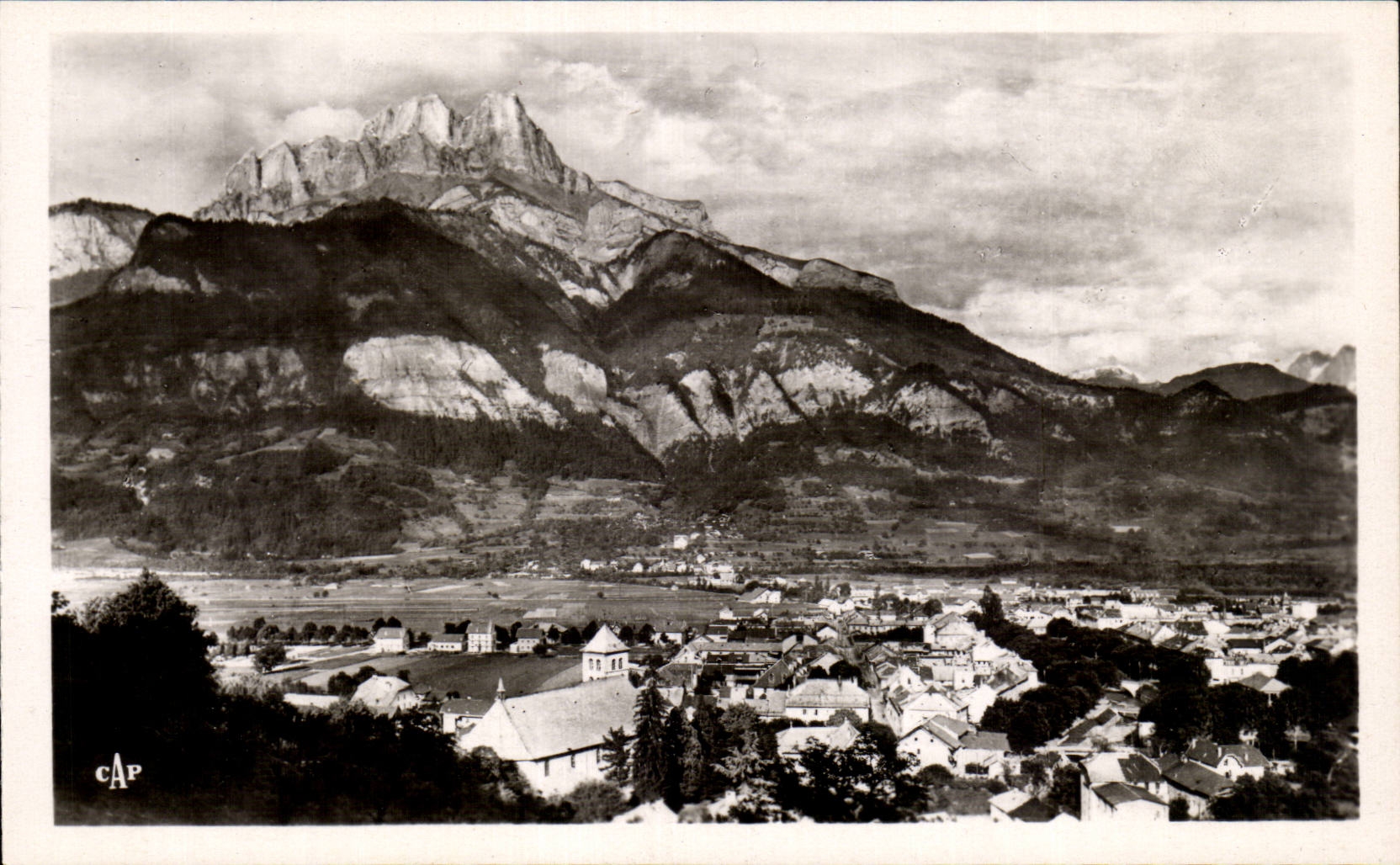 CPA Sallanches View and them needles of Warens