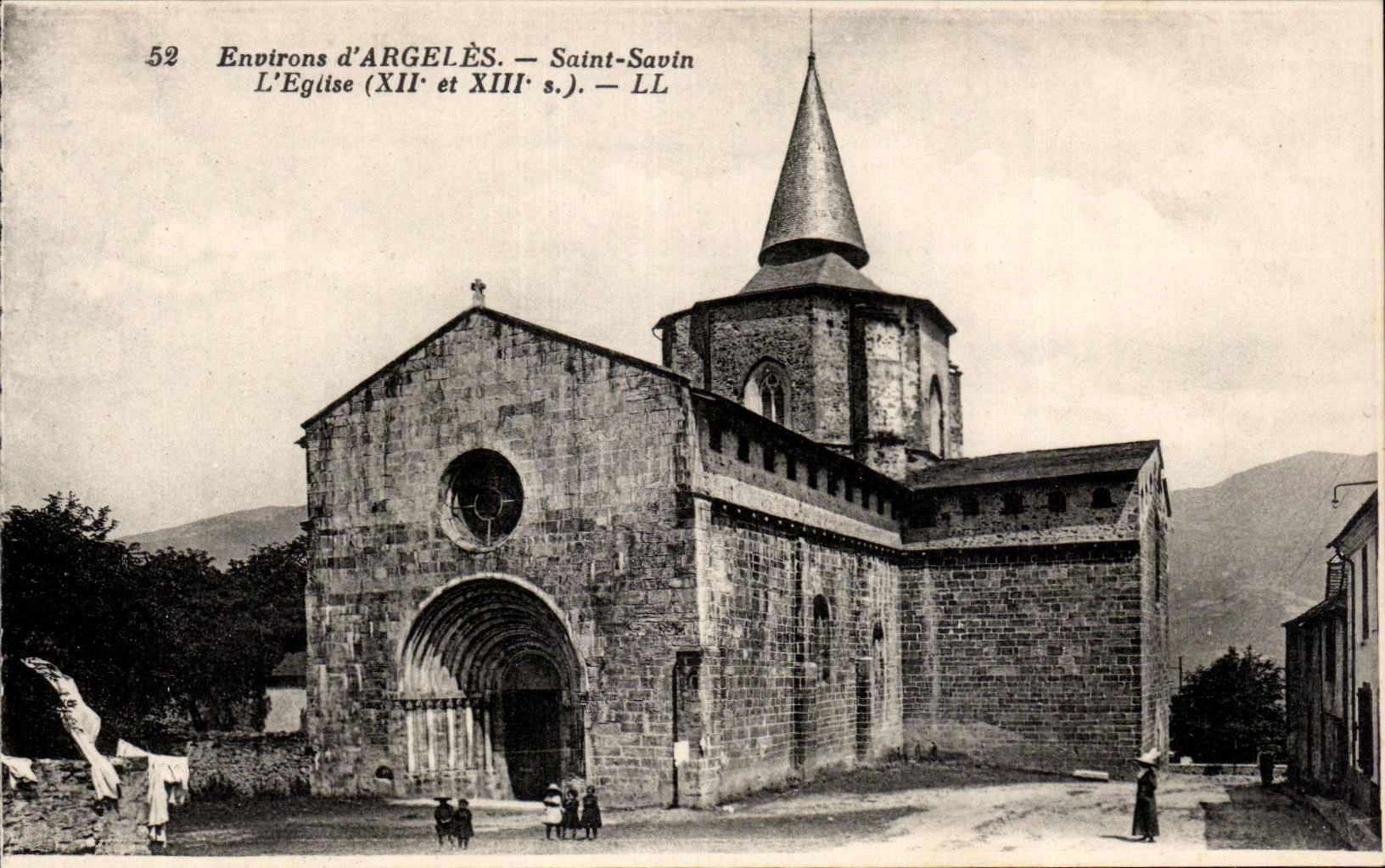 CPA Environs d Argeles Saint SAvin L eglise