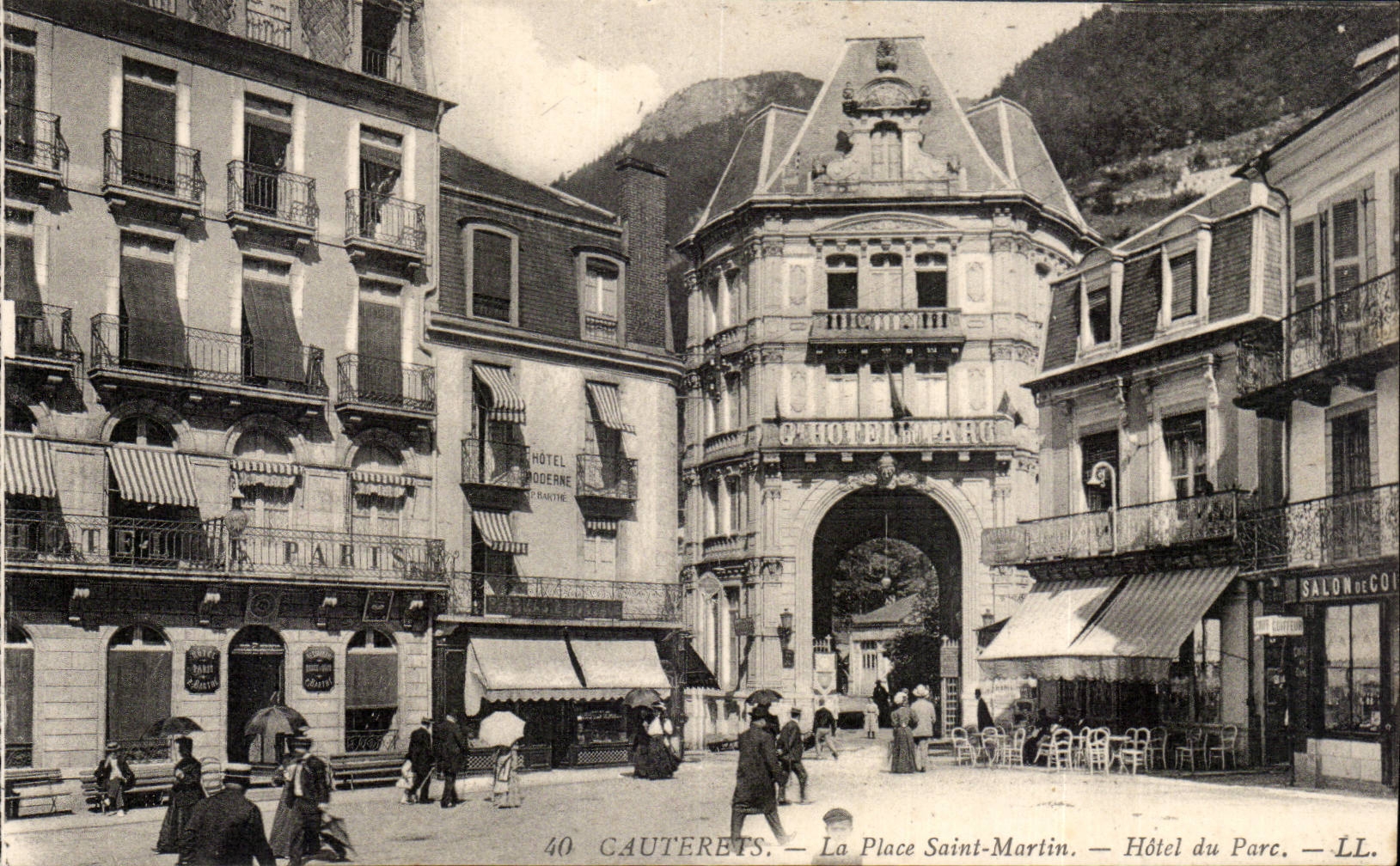 CPA Cauterets Saint Places Martin Hotel of the park