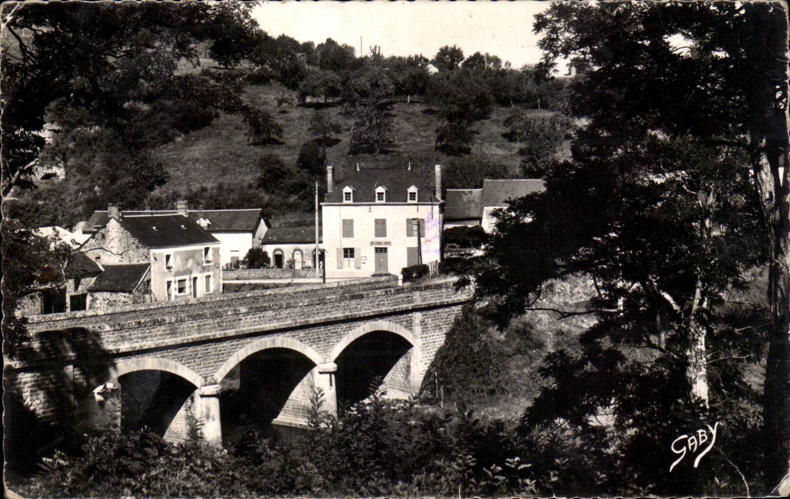 CPSM St leonard of Wood the bridge on the Sarthe