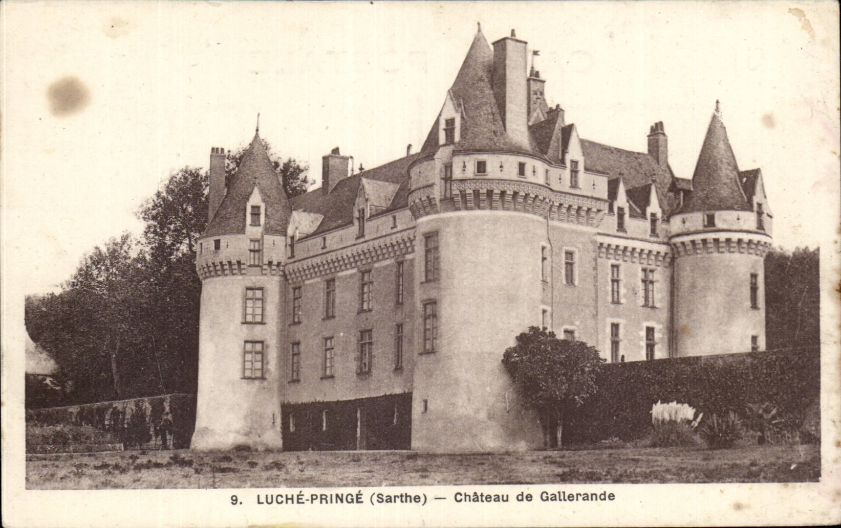 CPA Lusters Pringe Castle of Gallerande