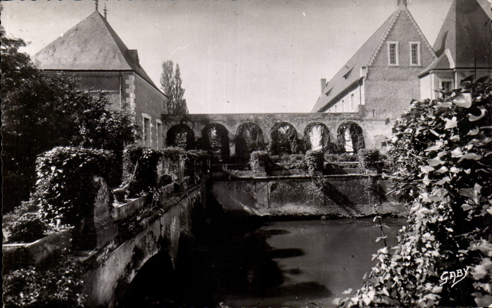 CPSM the Arrow arcades of the park of the Carmelite friars