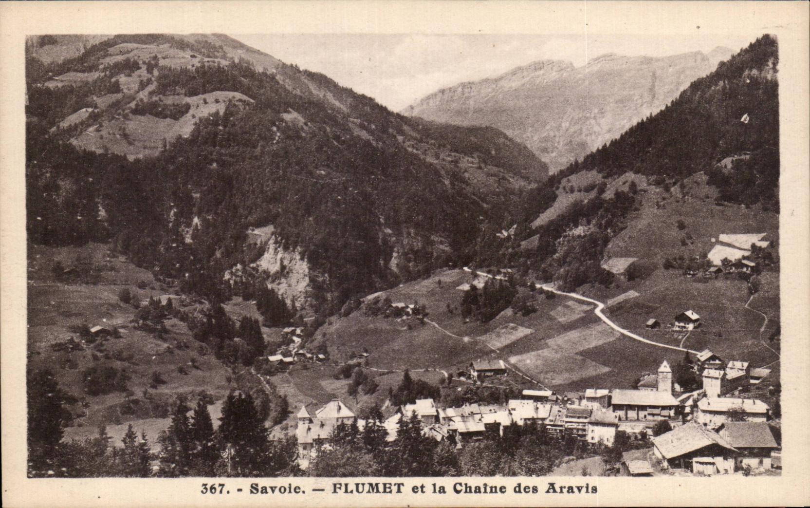 CPA Flumet and the chain of Aravis
