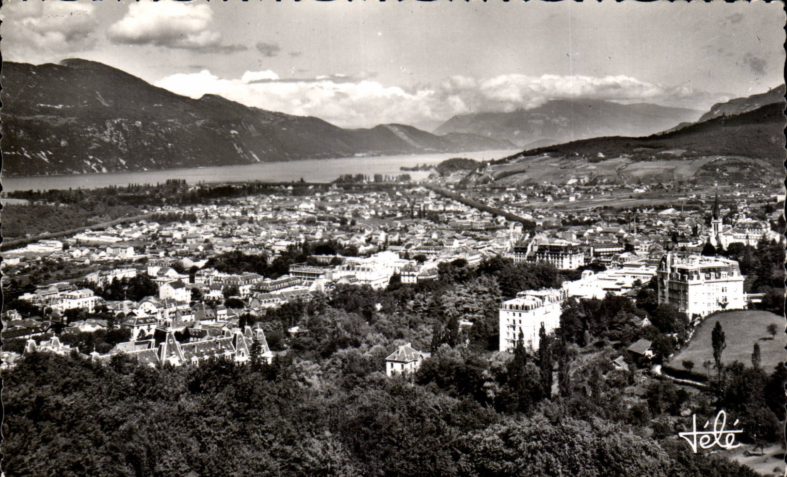 CPSM Aix les Bains Vue generale prise du panoramic