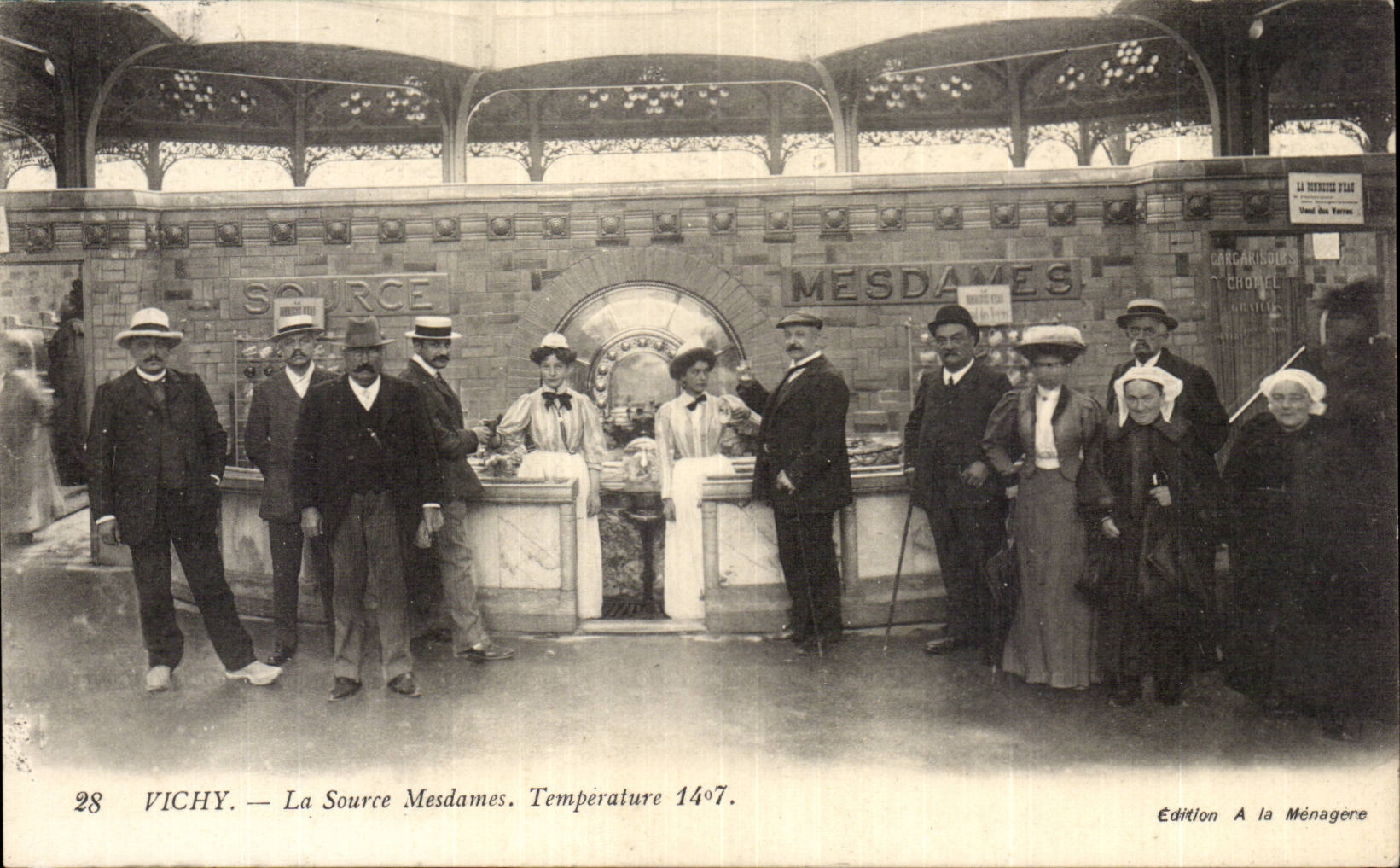 CPA Vichy the Mesdames sources