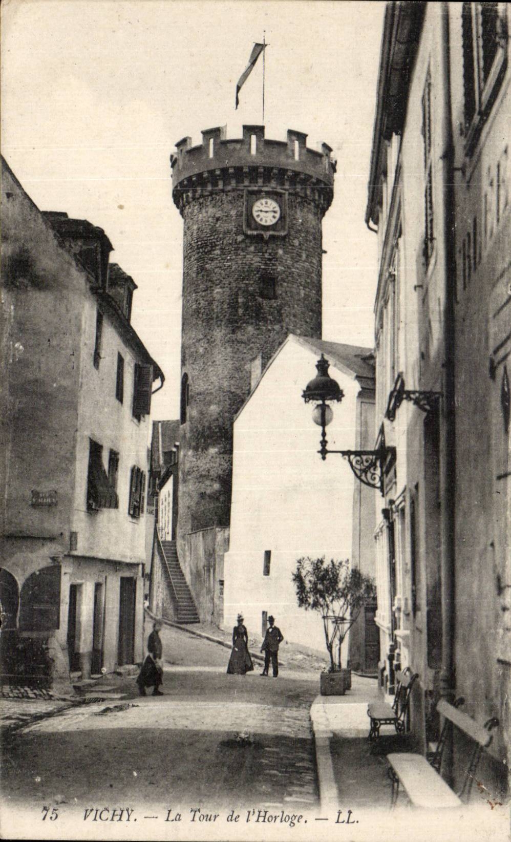 CPA Vichy the tower of hrologe