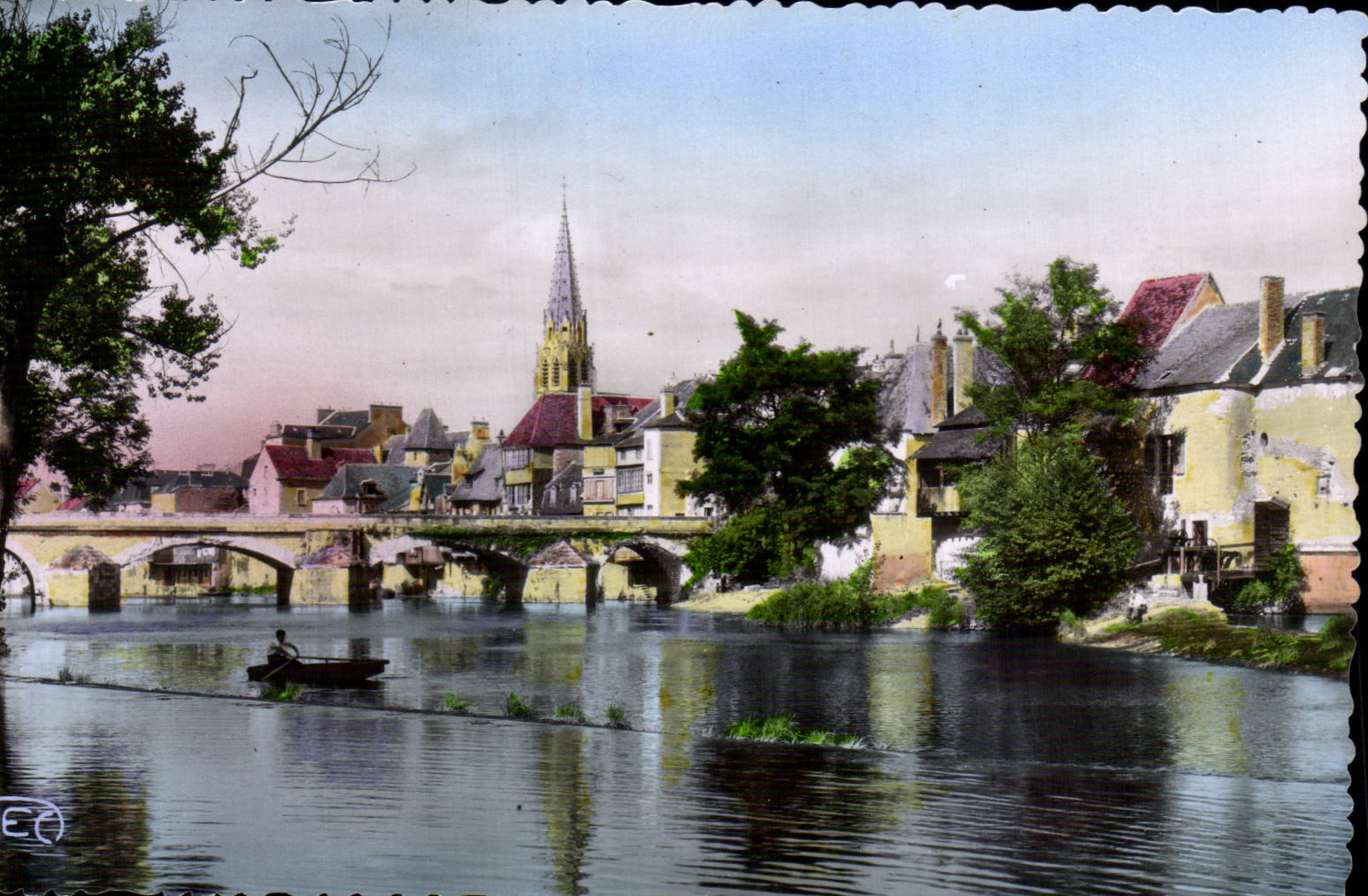 CPA Argenton sur Creuse Les bords de la Creuse au pont neuf