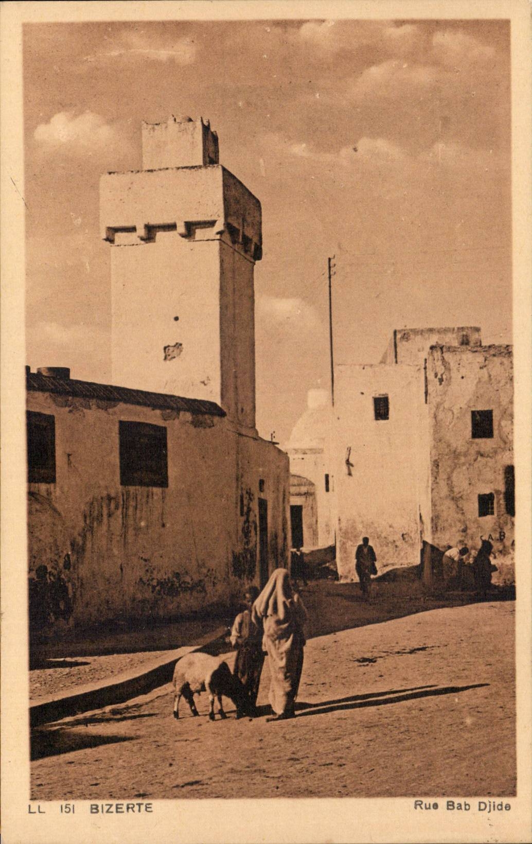 CPA Tunisia Bizerte Street Bab Djide Sheep