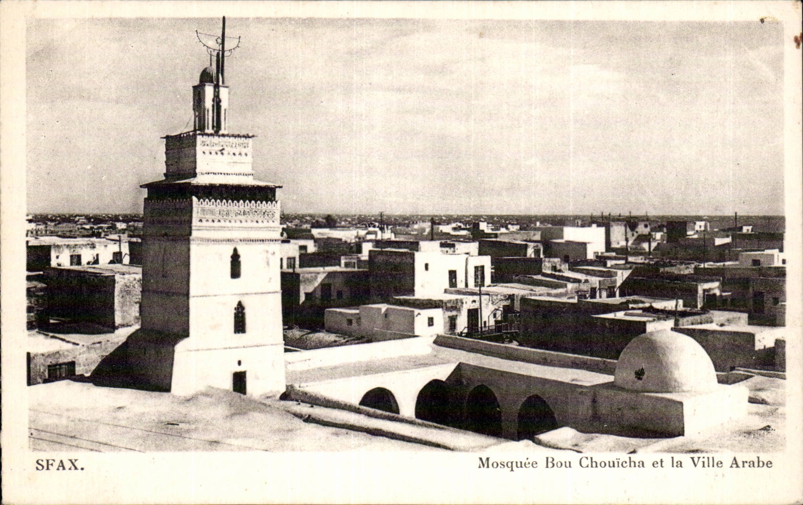 CPA Tunisie Sfax Mosquee Bou Chouicha et la ville arabe