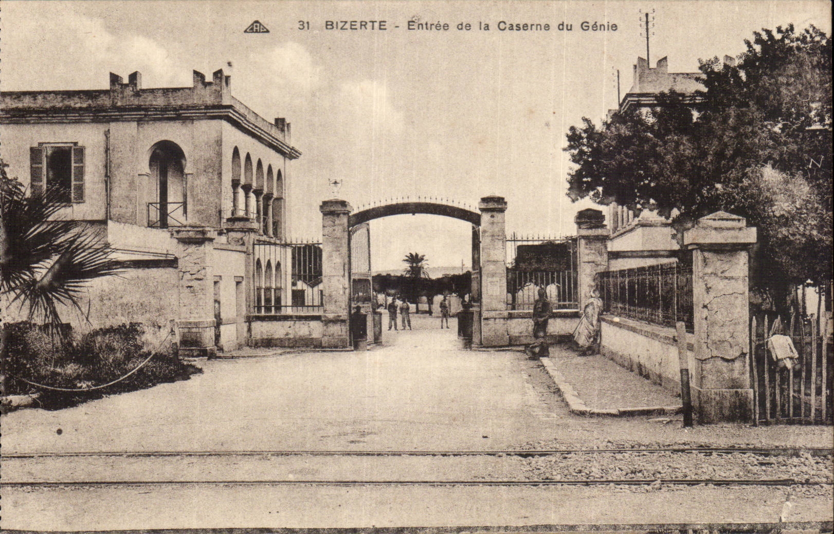 CPA Tunisie Bizerte Entree de la caserne du genie 
