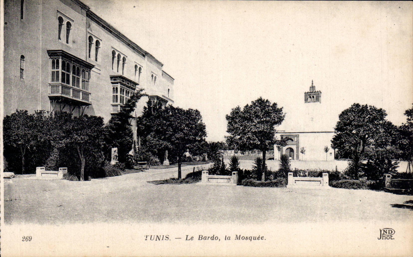 CPA Tunisie Tunis Le Bardo la mosquee