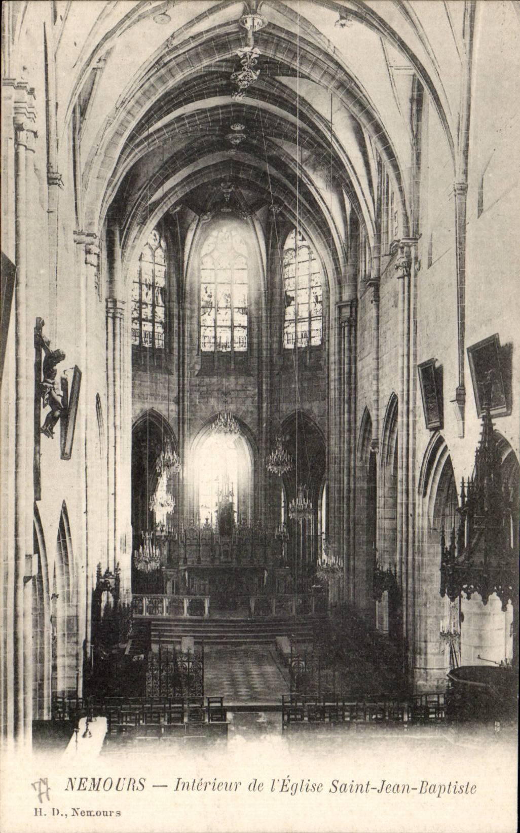 Nemours - Interior of Church Saint Jean Baptiste - CPA