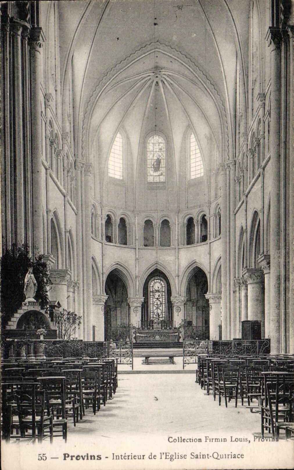 CPA acodo el interior de las ramas del santo Quiriace de la iglesia