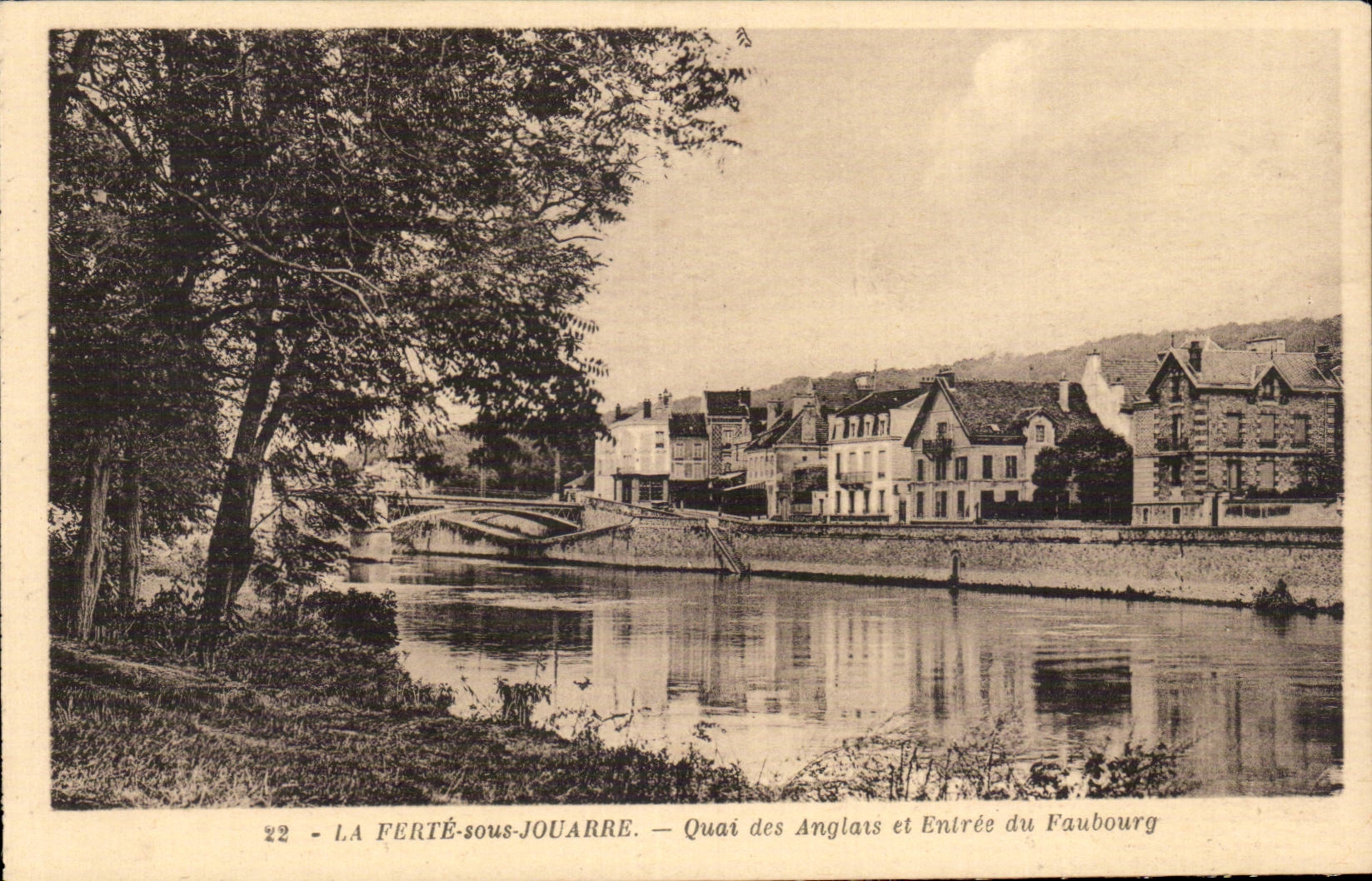 CPA Ferte under Jouarre Quay of English and Entering of the Suburb