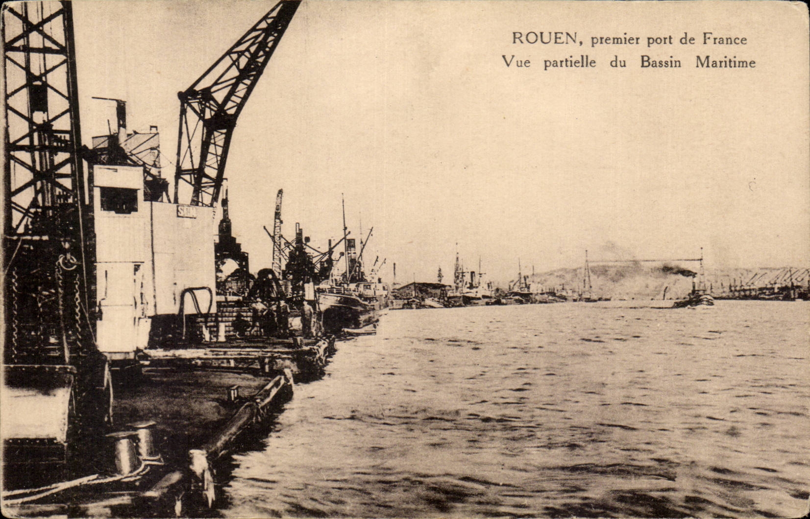 CPA Rouen First wearing of France Seen partial of the maritime basin