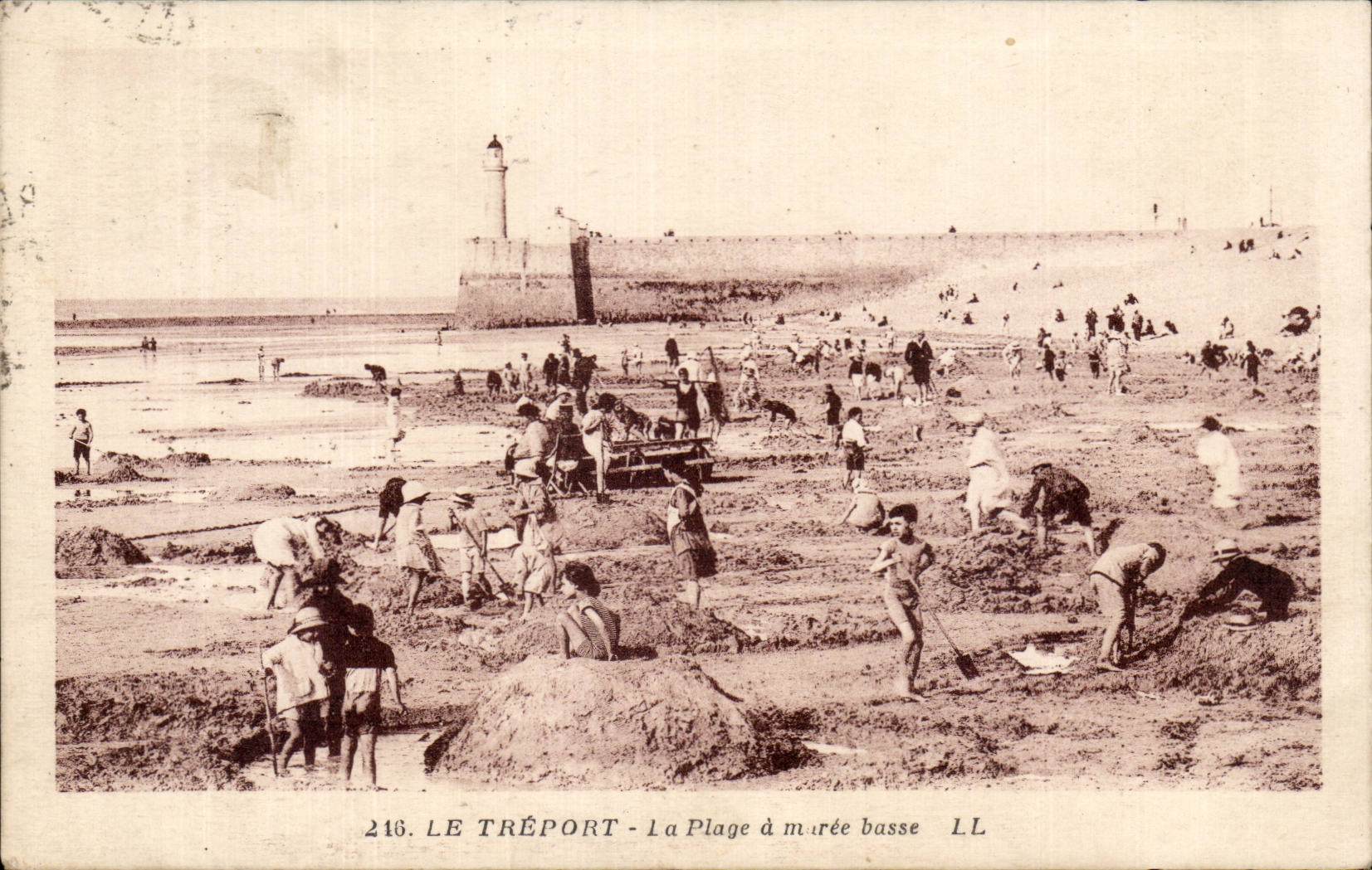 CPA Treport the beach has low tide