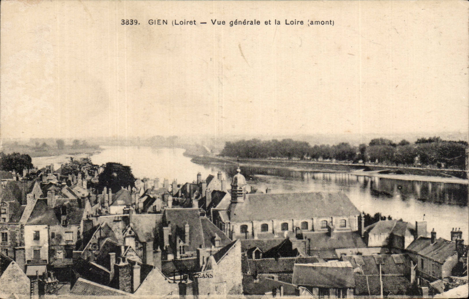 Gien - View and the Loire - CPA
