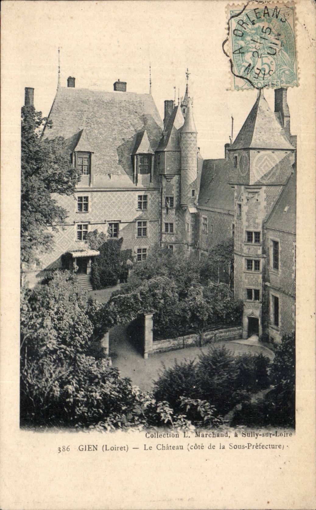 Gien - the Castle - CPA