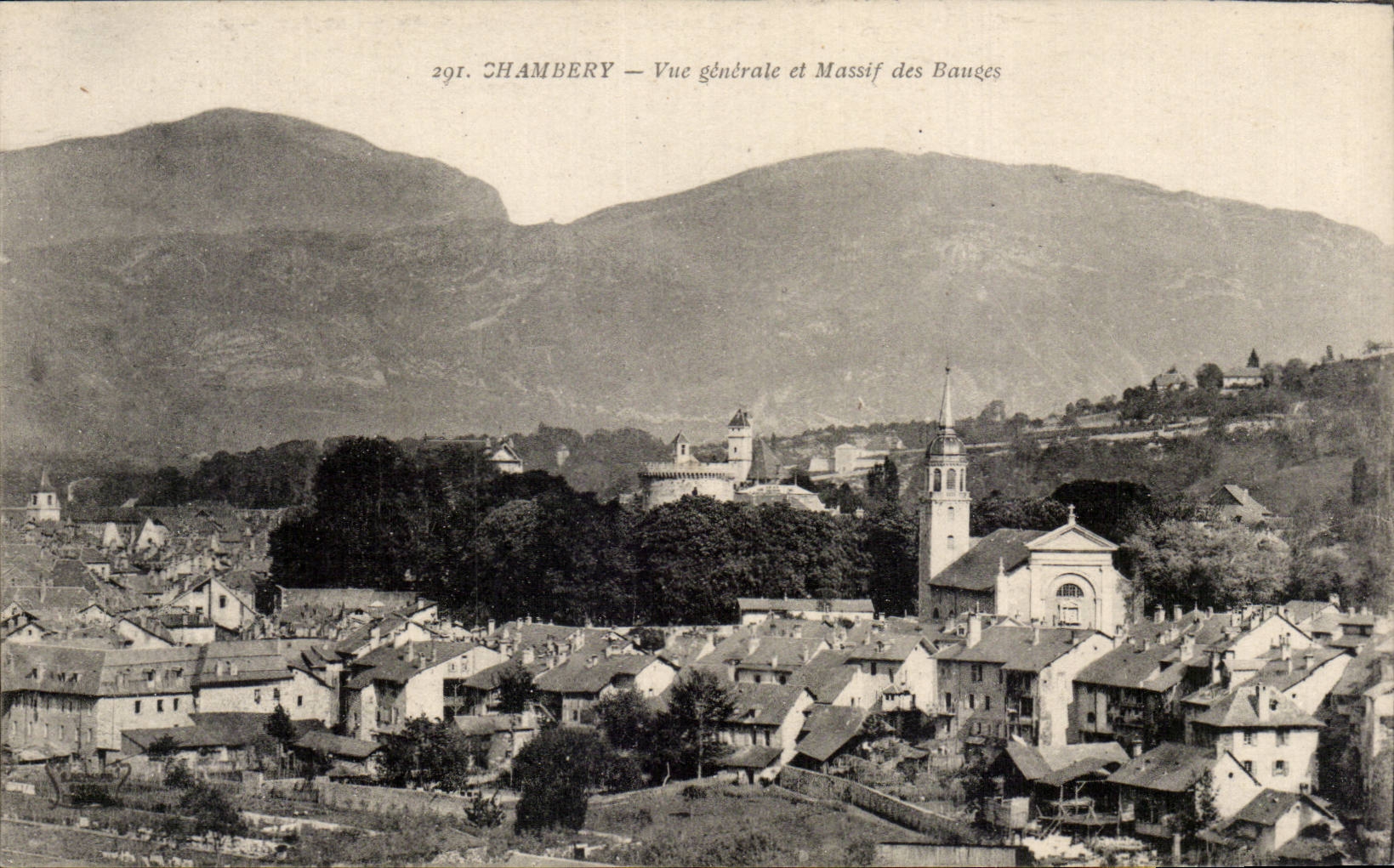 CPA Chambery Vue generale et massif des Bauges