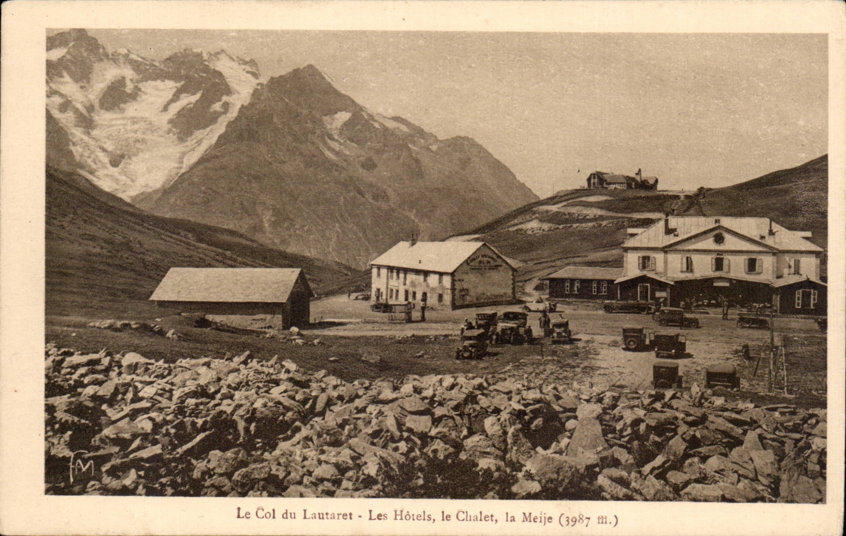 CPA the collar of Lautaret hotels the country cottage the meije