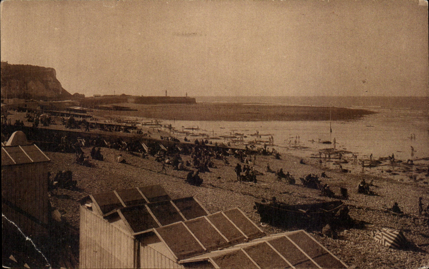 Valery in Caux - the Beach - CPA