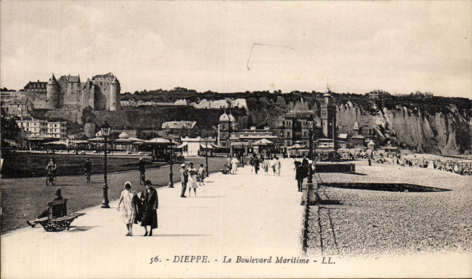 Dieppe - el bulevar maritimo - CPA